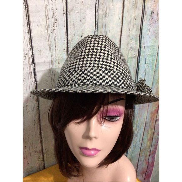 NEW Houndstooth Fedora Trilby Wool Blend Hat Flower Accent Side One Size 🧸 - Picture 5 of 13
